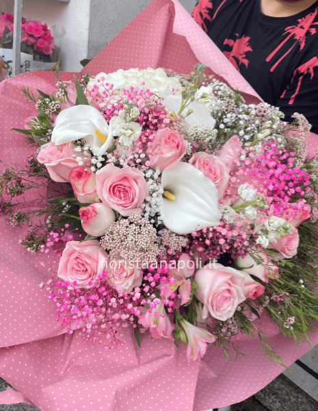 Bouquet di fiori assortiti.