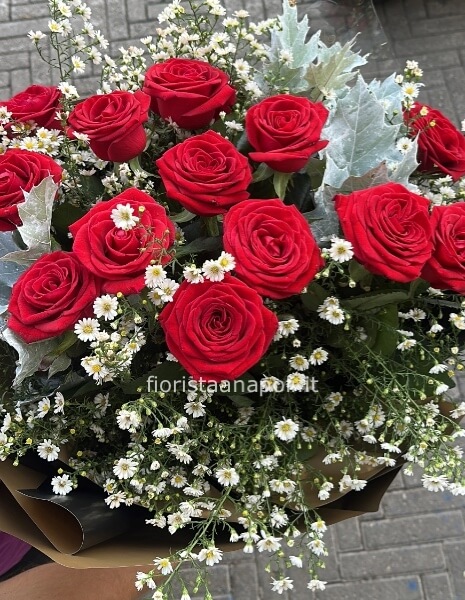 Fascio 11 rose rosse 